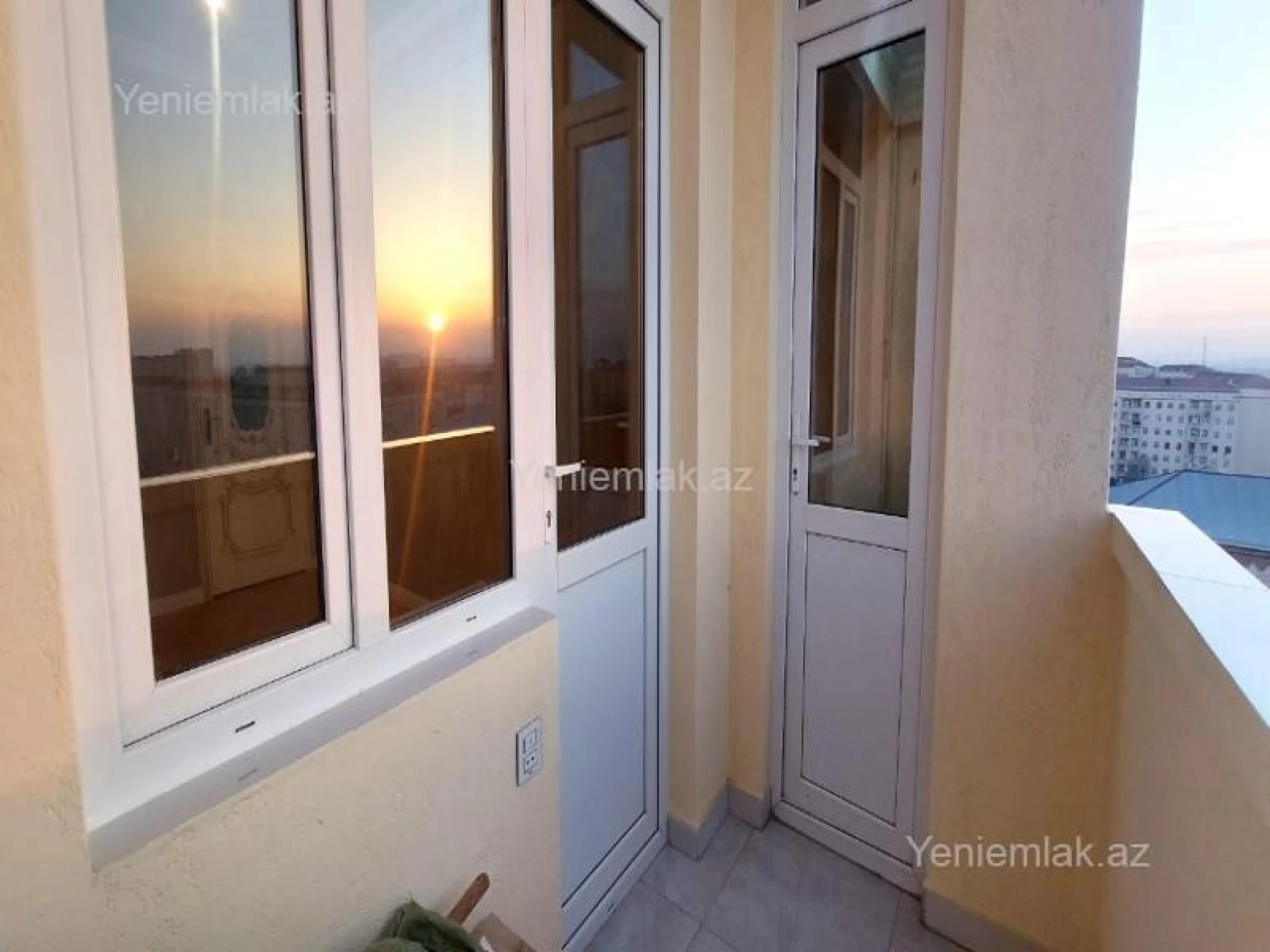 Satılır 2 otaqlı yeni tikili 65 m²