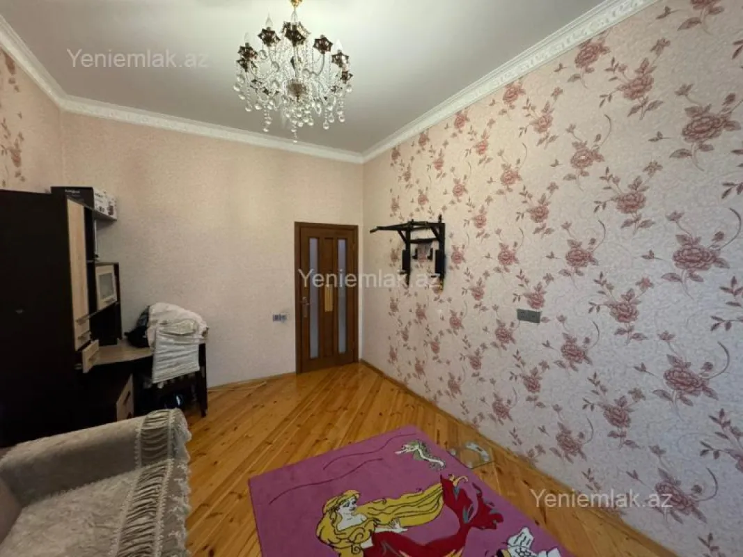 Satılır 6 otaqlı həyət evi 150 m²