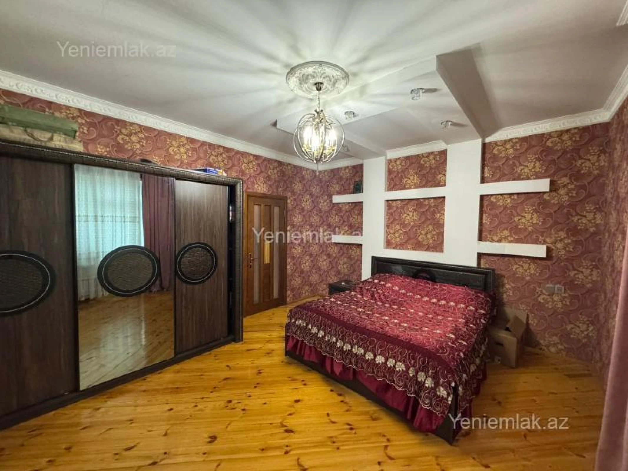 Satılır 6 otaqlı həyət evi 150 m²