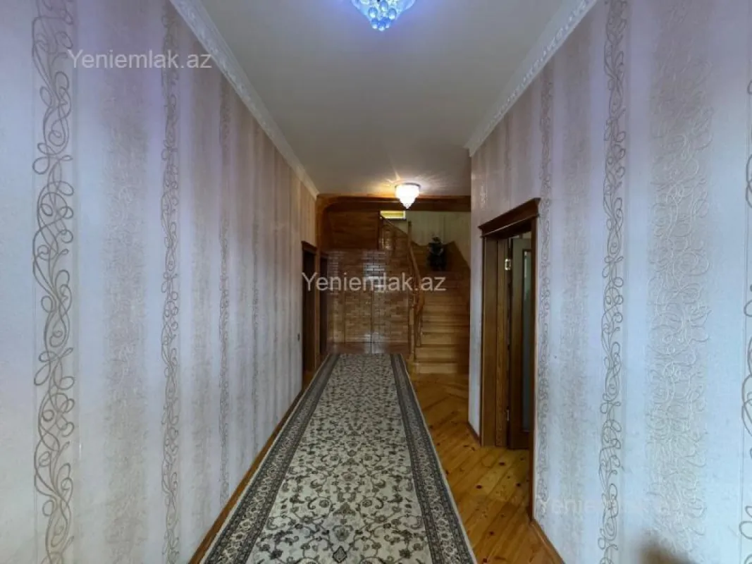 Satılır 6 otaqlı həyət evi 150 m²