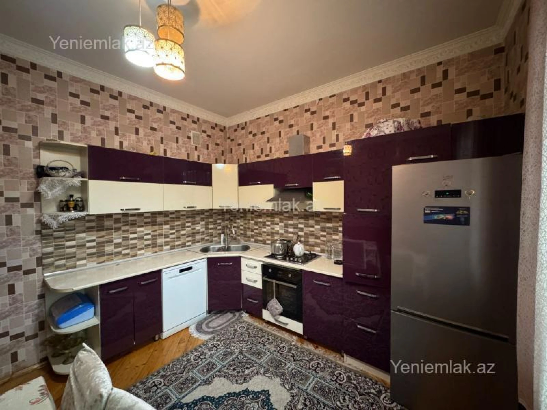 Satılır 6 otaqlı həyət evi 150 m²