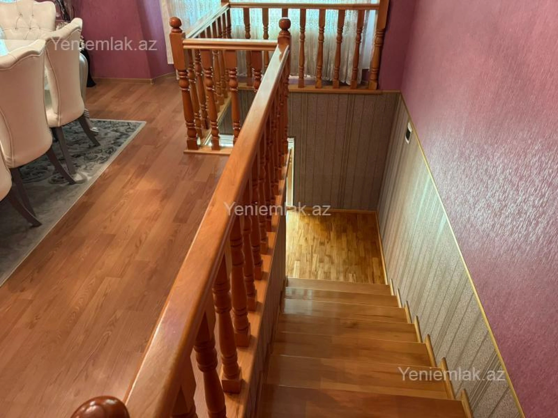 Satılır 6 otaqlı həyət evi 250 m²