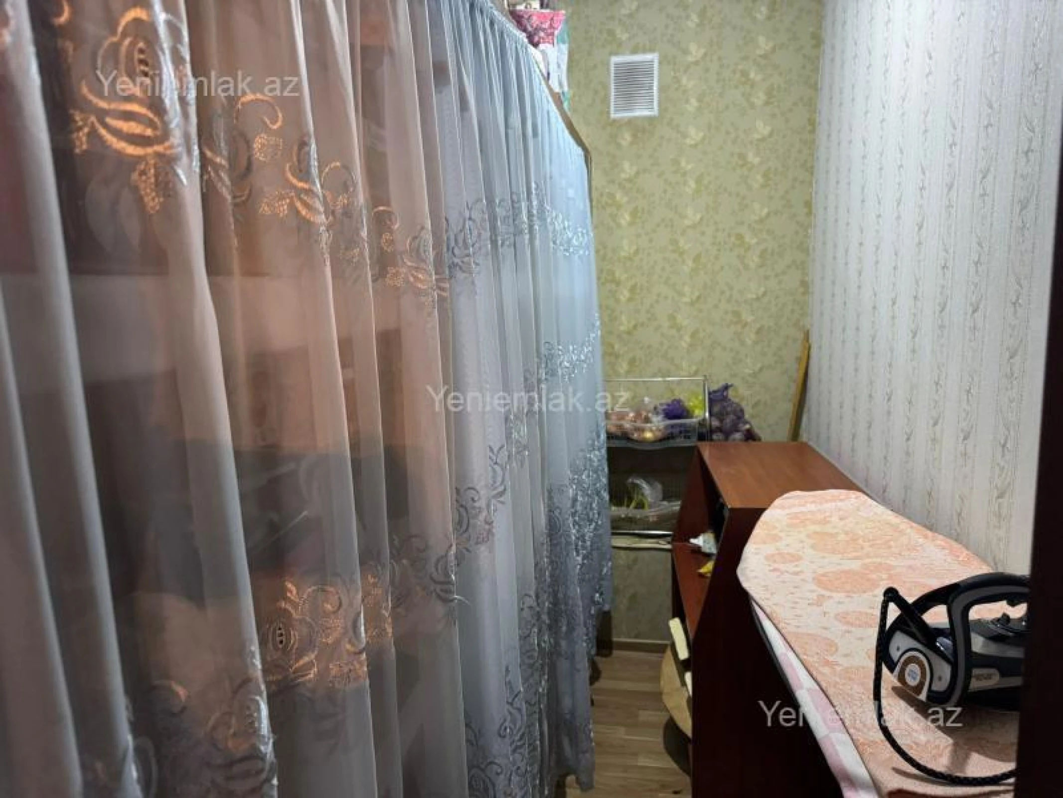 Satılır 6 otaqlı həyət evi 250 m²