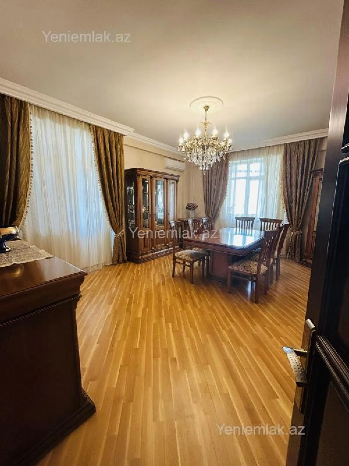 Satılır 3 otaqlı yeni tikili 134 m²