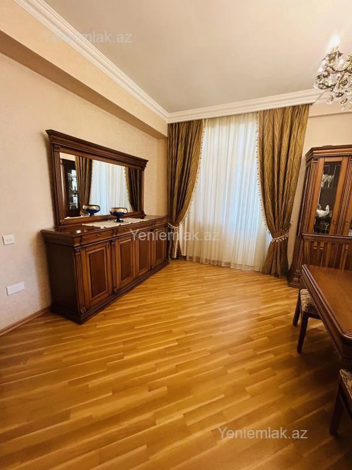Satılır 3 otaqlı yeni tikili 134 m²