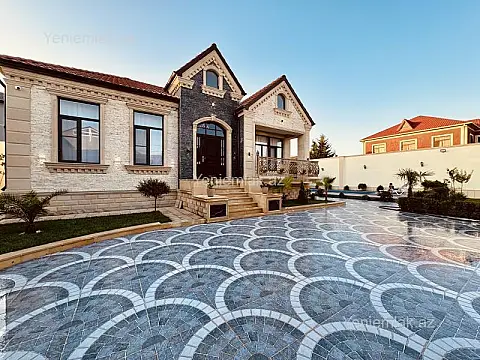 Satılır 5 otaqlı həyət evi 185 m²