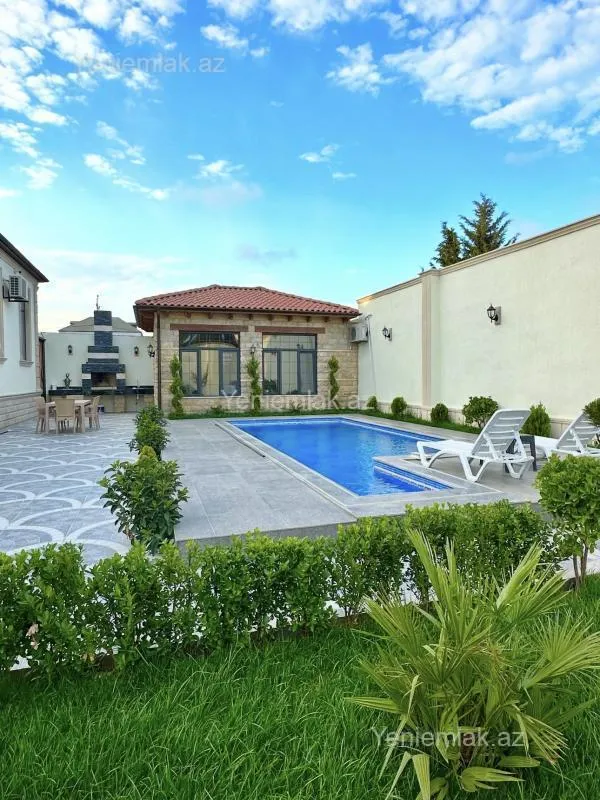 Satılır 5 otaqlı həyət evi 185 m²