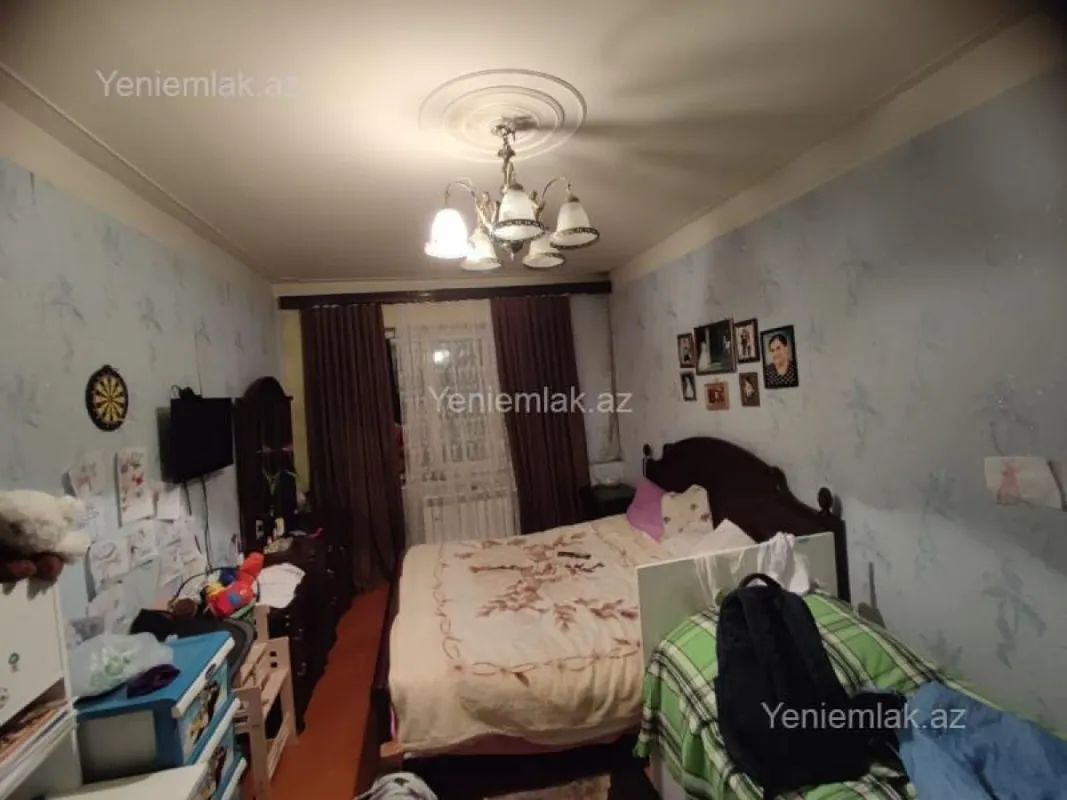 Satılır 3 otaqlı köhnə tikili 70 m²