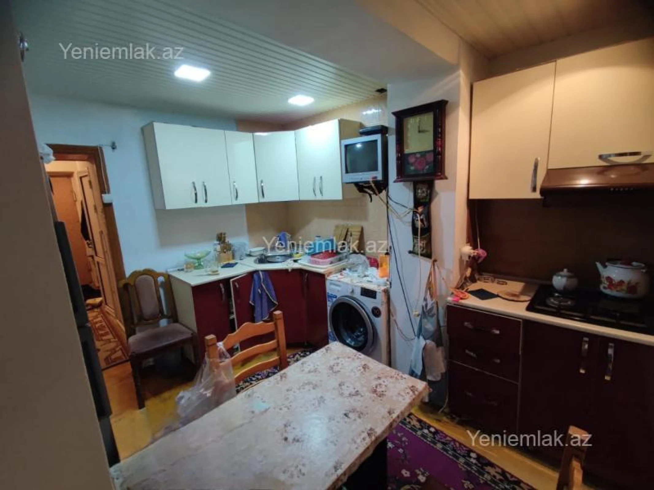 Satılır 3 otaqlı köhnə tikili 70 m²