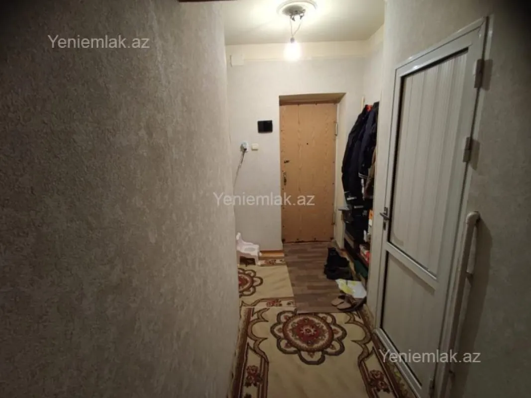 Satılır 3 otaqlı köhnə tikili 70 m²