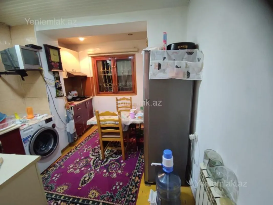 Satılır 3 otaqlı köhnə tikili 70 m²