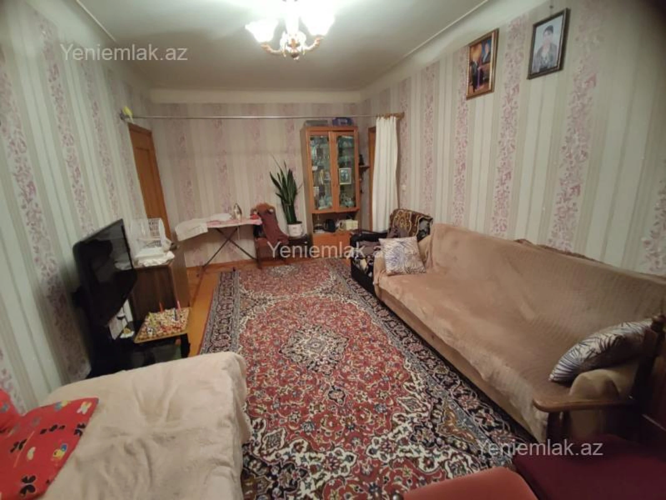 Satılır 3 otaqlı köhnə tikili 70 m²