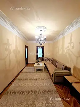 Satılır 3 otaqlı köhnə tikili 78 m²