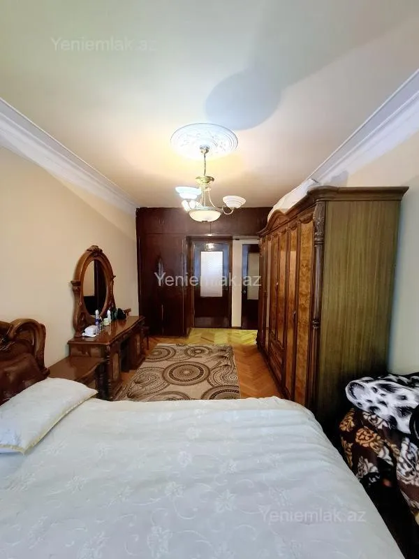 Satılır 3 otaqlı köhnə tikili 78 m²