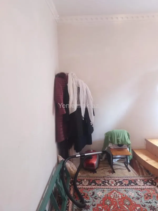 Satılır 4 otaqlı həyət evi 130 m²