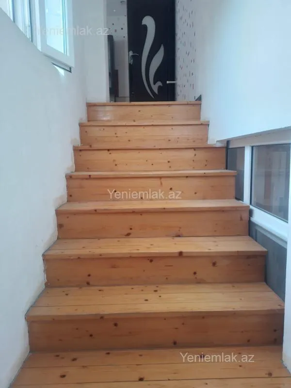 Satılır 4 otaqlı həyət evi 130 m²