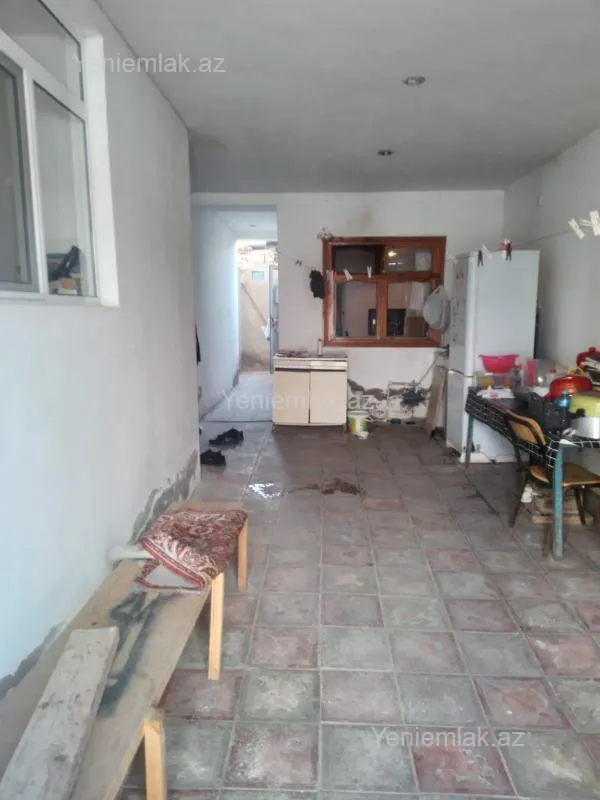 Satılır 4 otaqlı həyət evi 130 m²