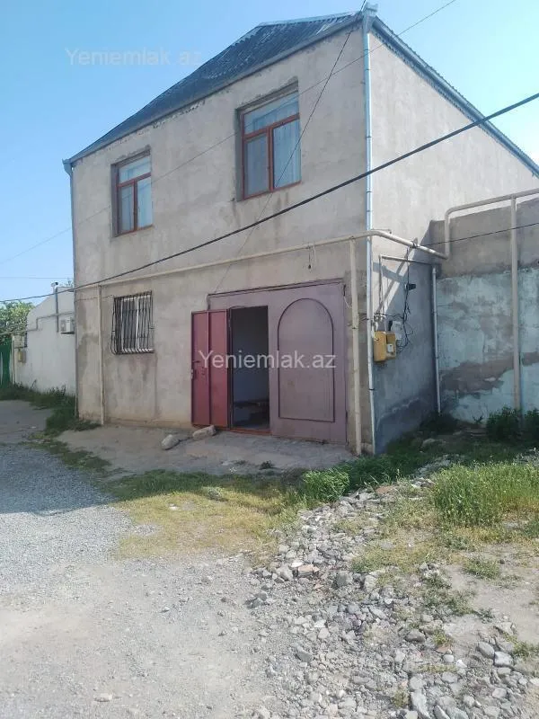 Satılır 4 otaqlı həyət evi 130 m²