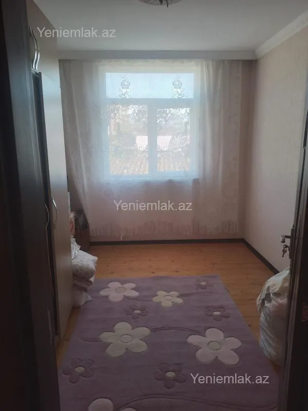 Satılır 4 otaqlı həyət evi 130 m²