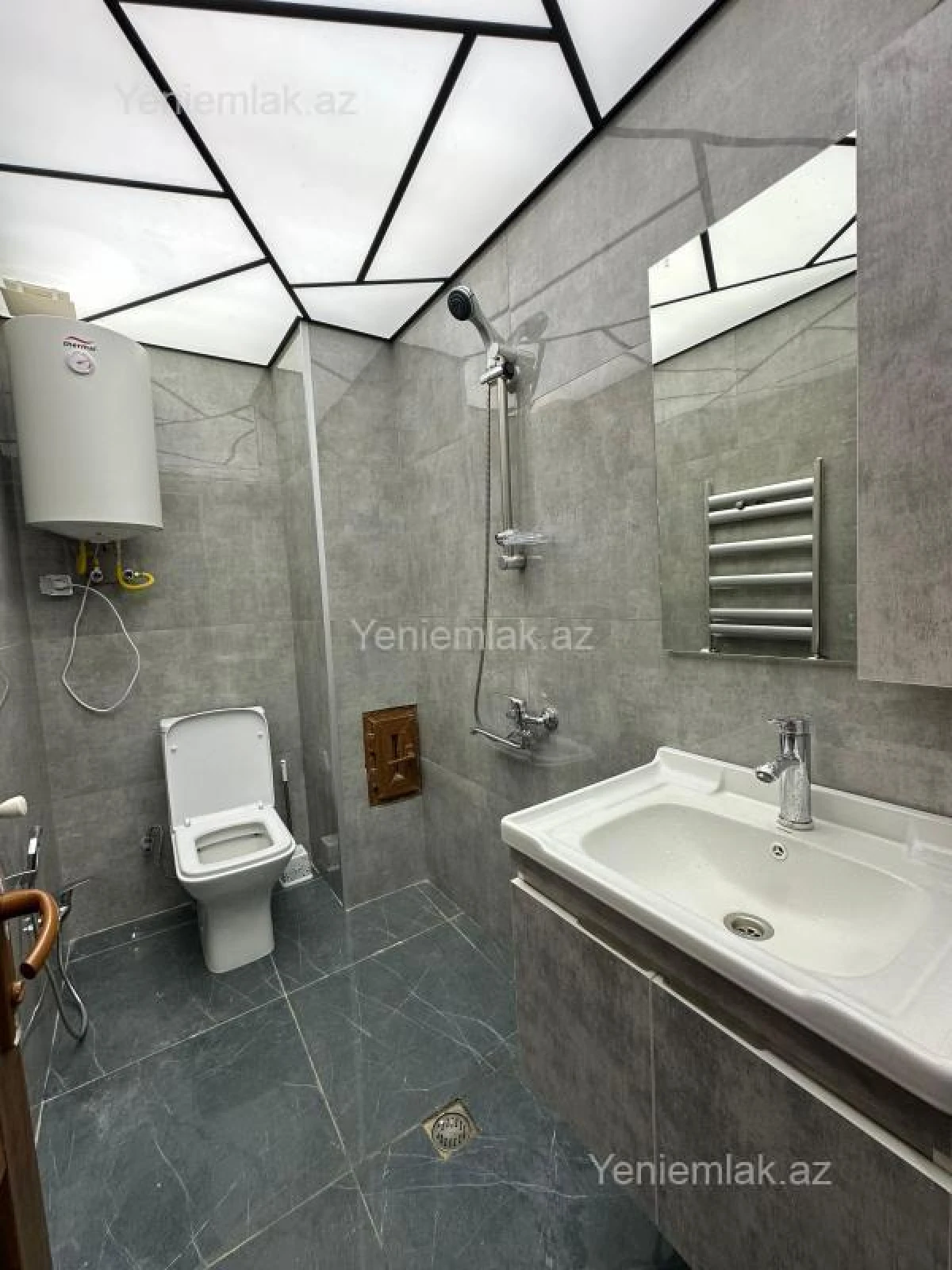 Satılır 2 otaqlı yeni tikili 52 m²