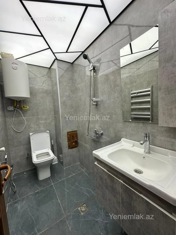 Satılır 2 otaqlı yeni tikili 52 m²