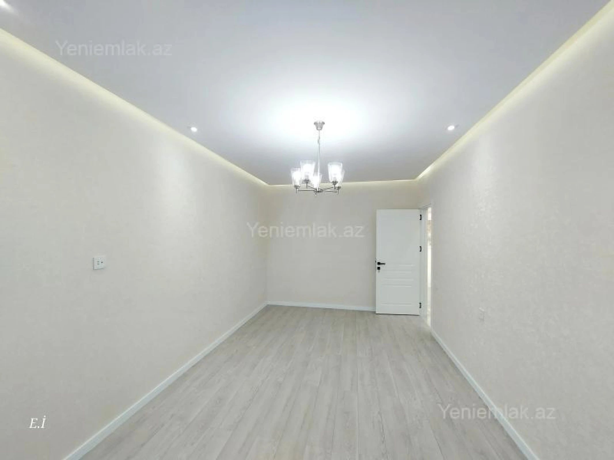 Satılır 3 otaqlı köhnə tikili 75 m²