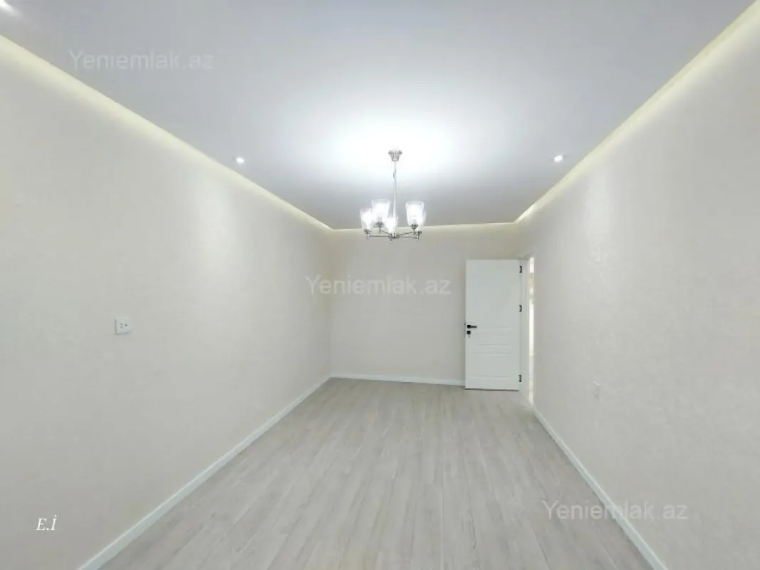 Satılır 3 otaqlı köhnə tikili 75 m²