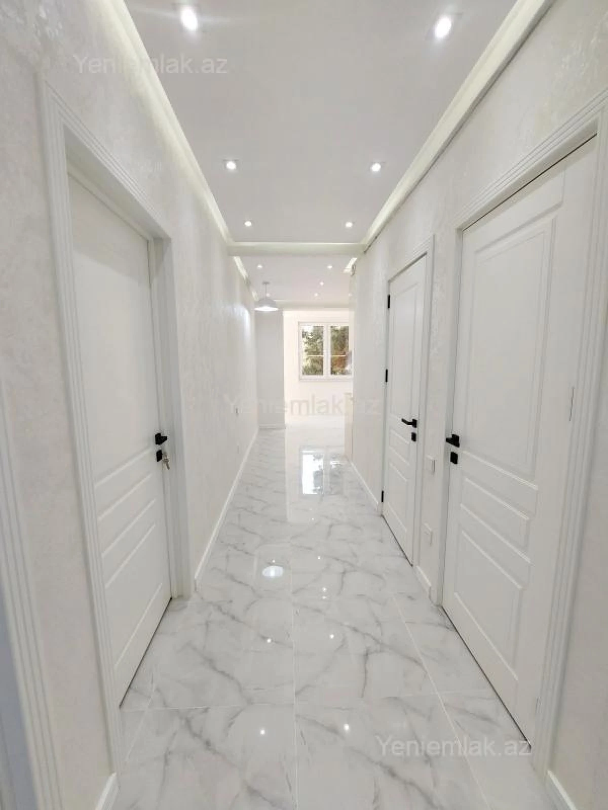 Satılır 3 otaqlı köhnə tikili 75 m²