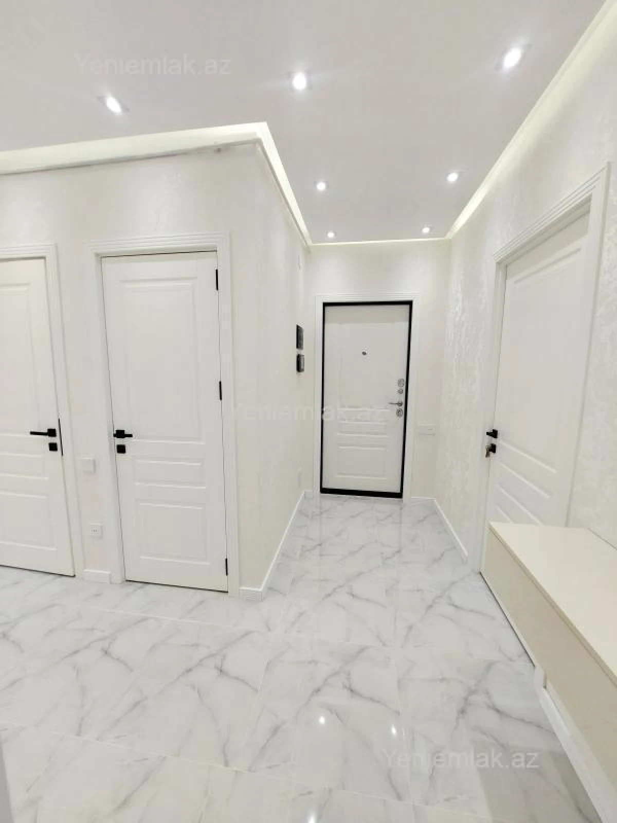 Satılır 3 otaqlı köhnə tikili 75 m²