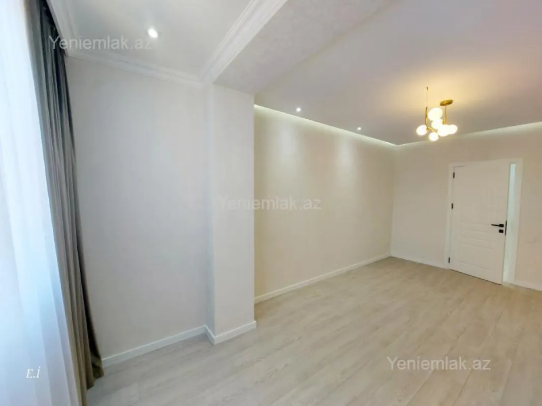 Satılır 3 otaqlı köhnə tikili 75 m²