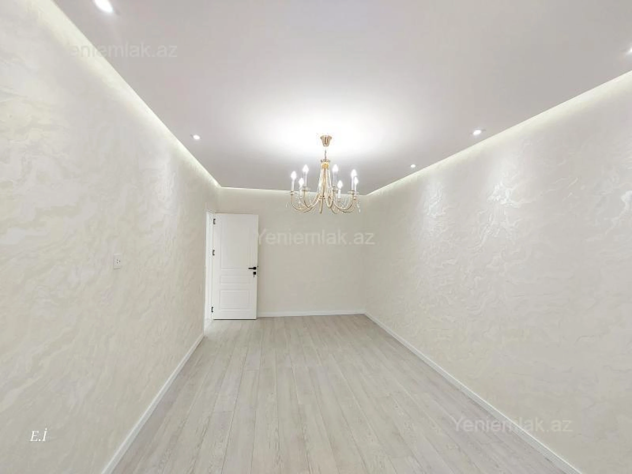 Satılır 3 otaqlı köhnə tikili 75 m²