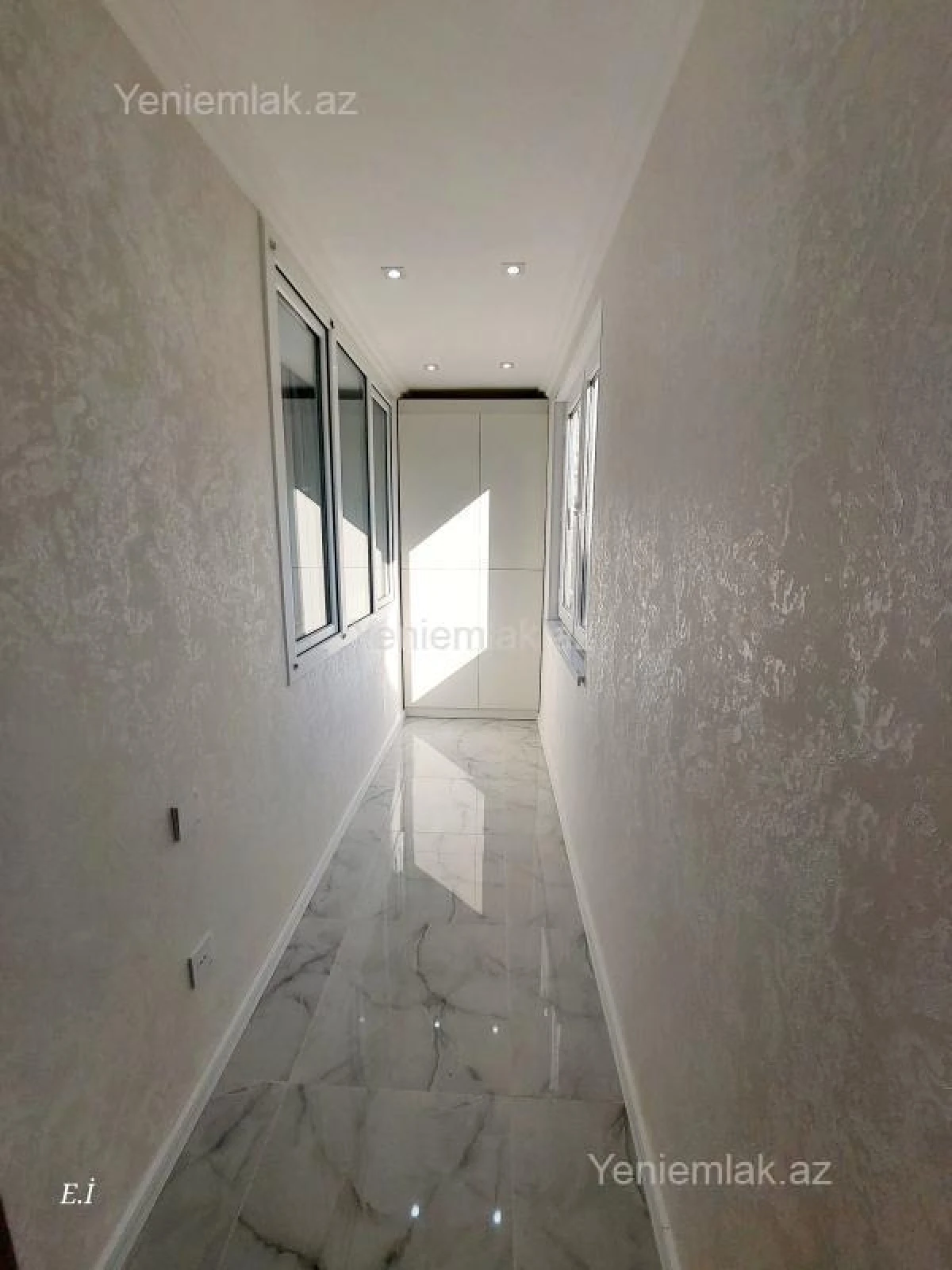 Satılır 3 otaqlı köhnə tikili 75 m²