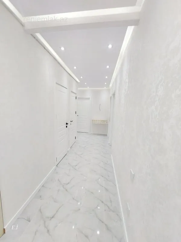 Satılır 3 otaqlı köhnə tikili 75 m²