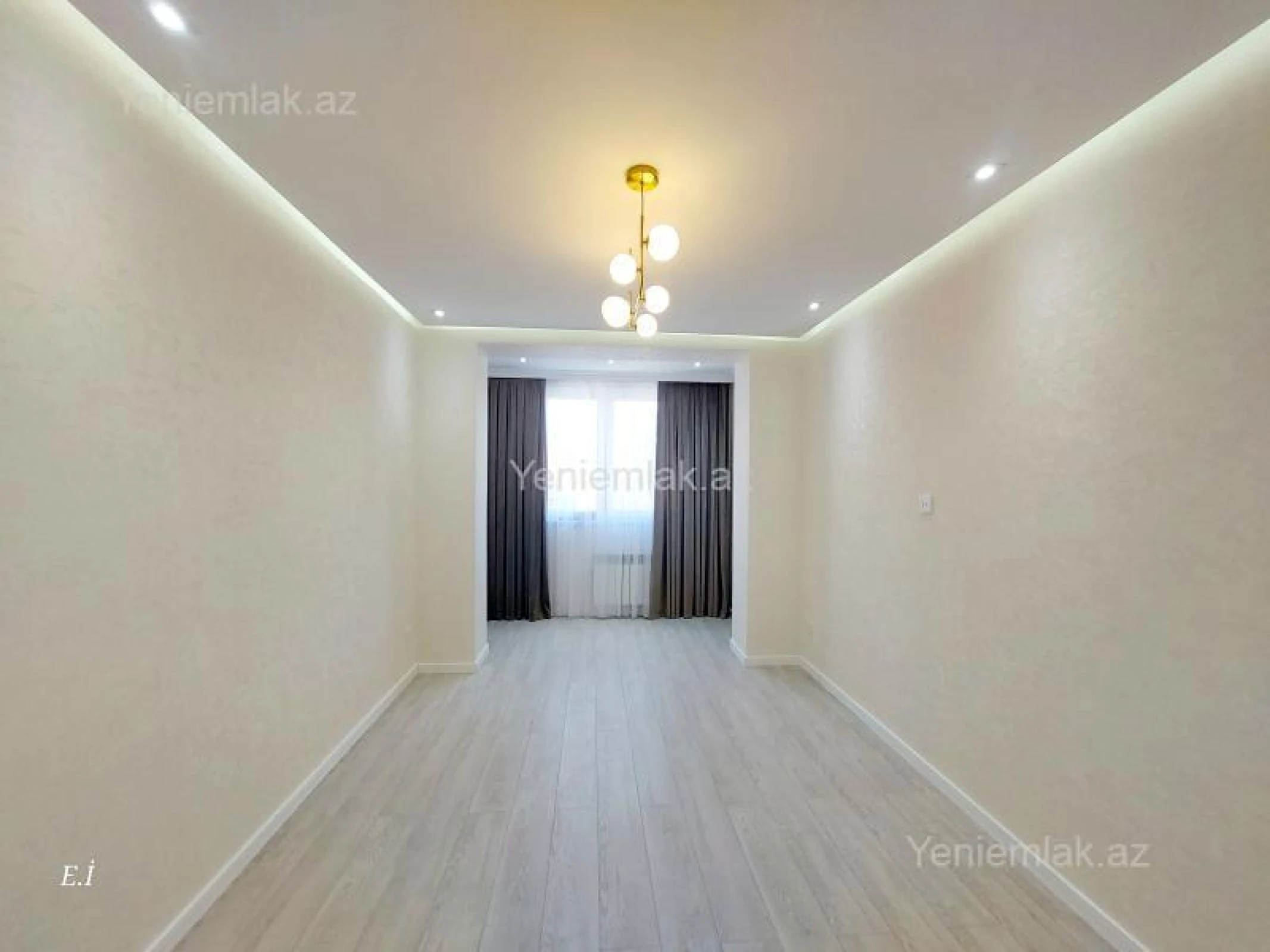 Satılır 3 otaqlı köhnə tikili 75 m²