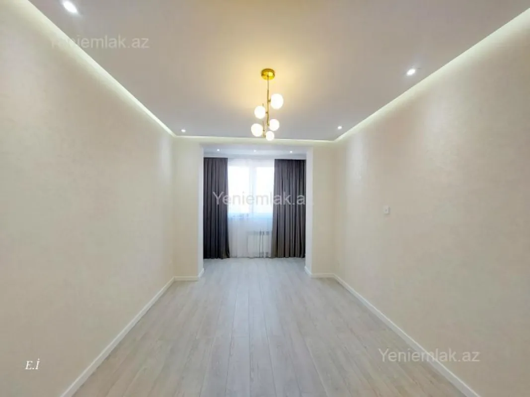 Satılır 3 otaqlı köhnə tikili 75 m²