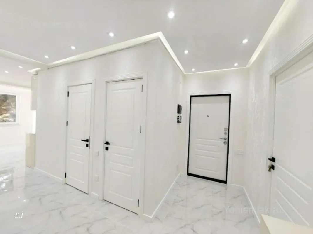 Satılır 3 otaqlı köhnə tikili 78 m²