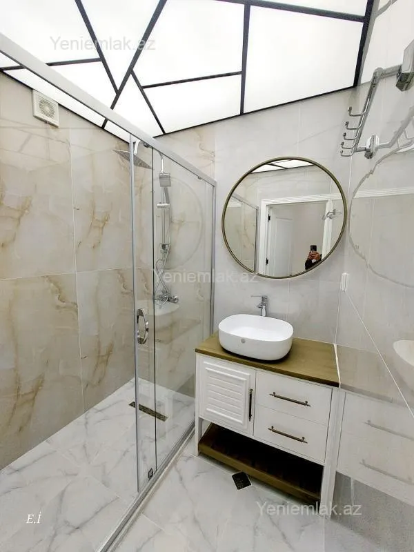 Satılır 3 otaqlı köhnə tikili 78 m²