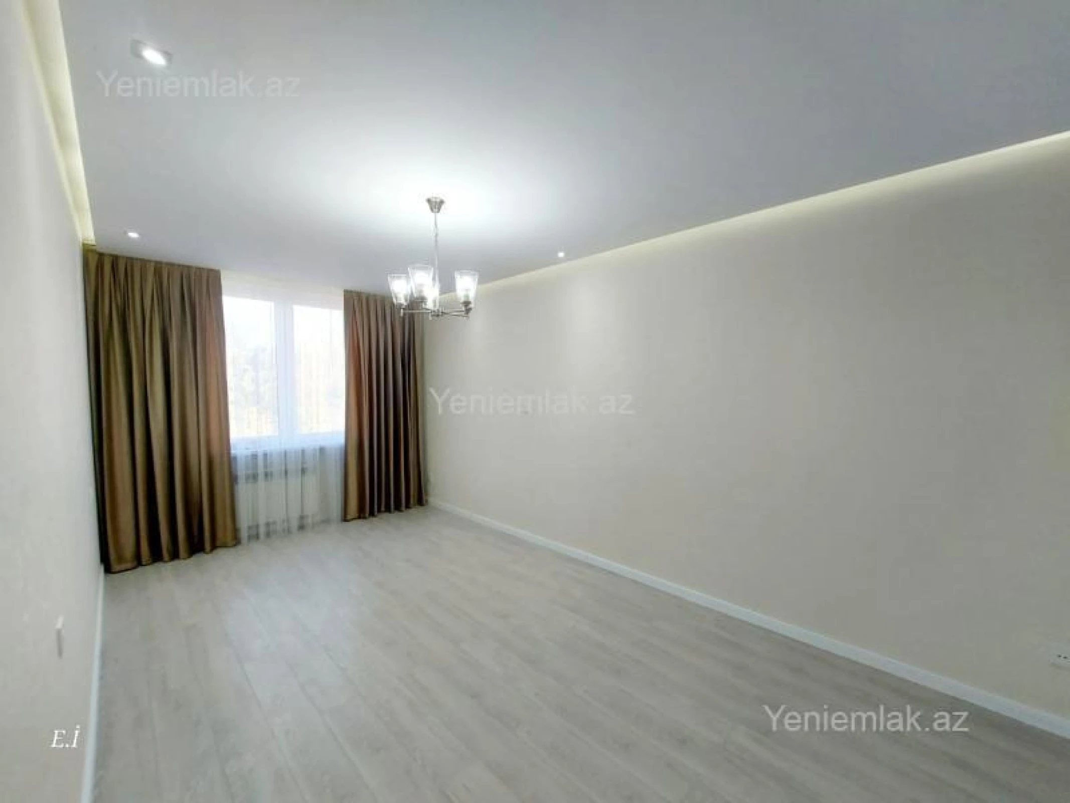 Satılır 3 otaqlı köhnə tikili 78 m²