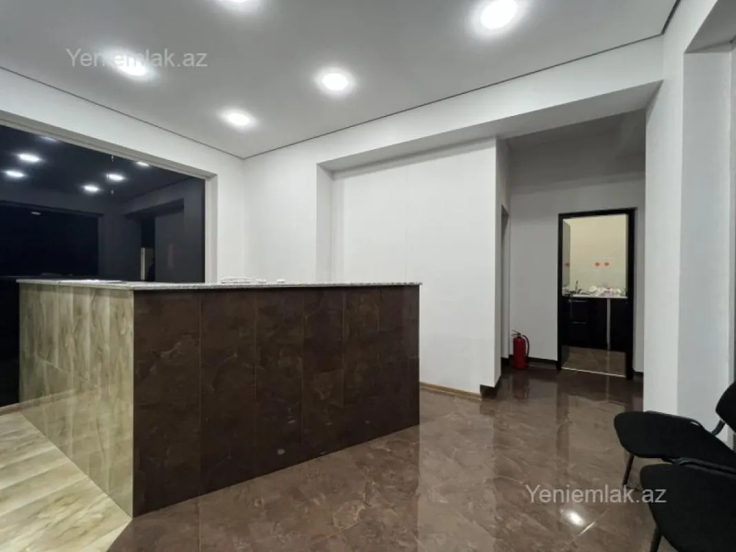 Satılır 4 otaqlı ofis 176 m²