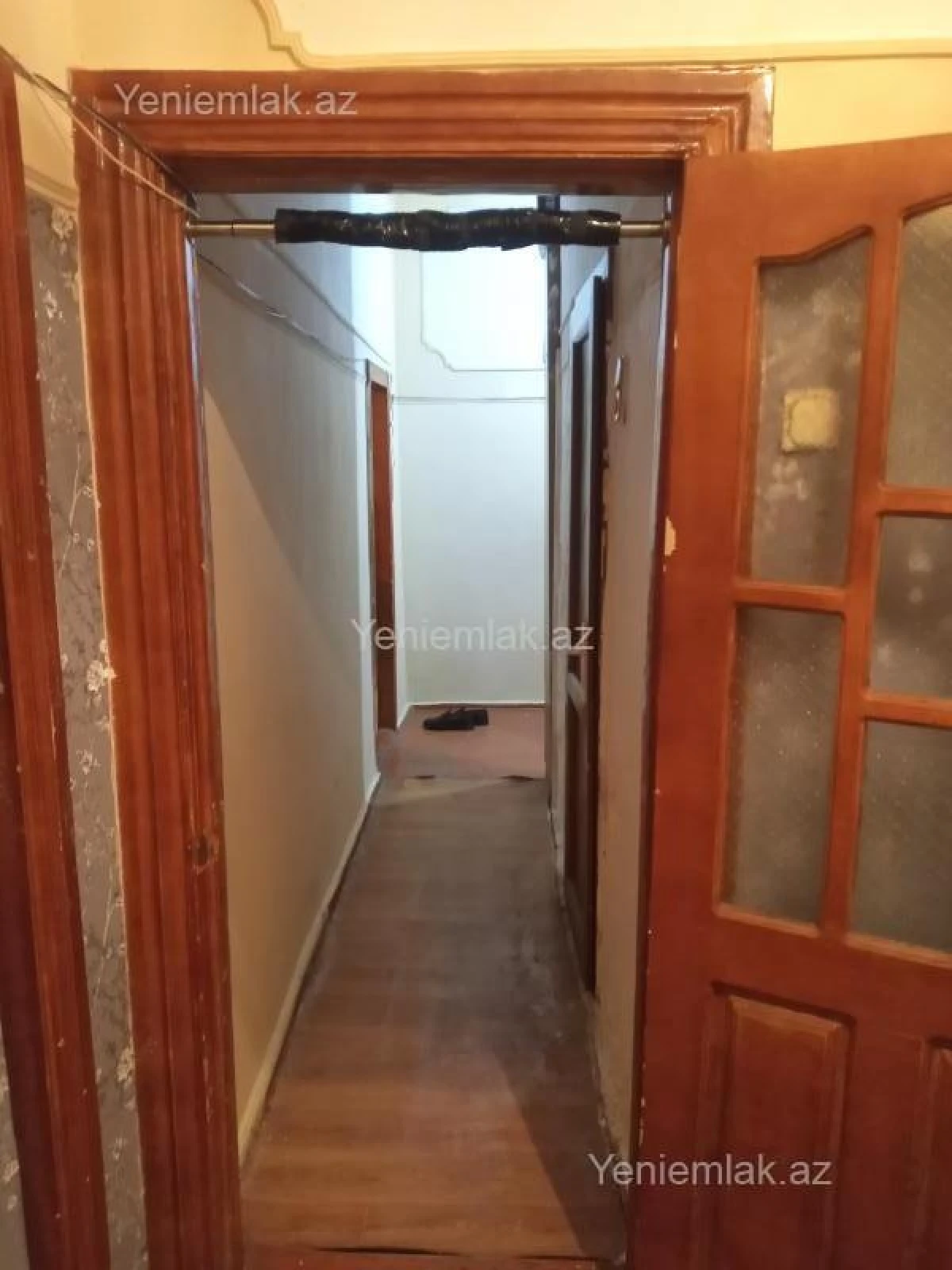 Satılır 2 otaqlı köhnə tikili 125 m²