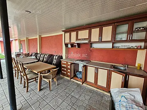 Satılır 4 otaqlı həyət evi 120 m²