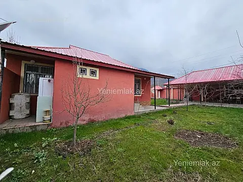 Satılır 4 otaqlı həyət evi 120 m²