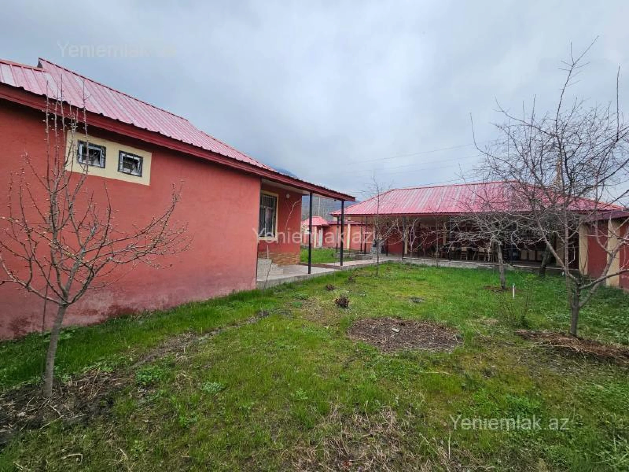 Satılır 4 otaqlı həyət evi 120 m²