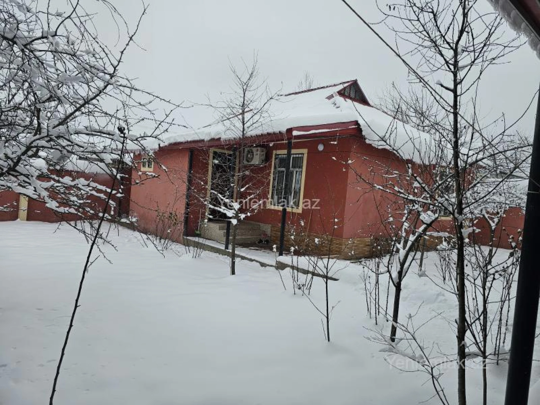 Satılır 4 otaqlı həyət evi 120 m²