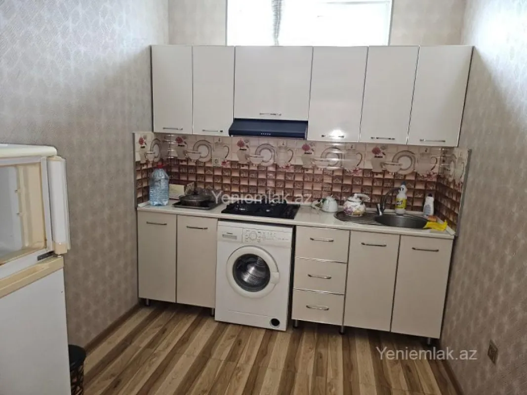 Satılır 4 otaqlı həyət evi 120 m²