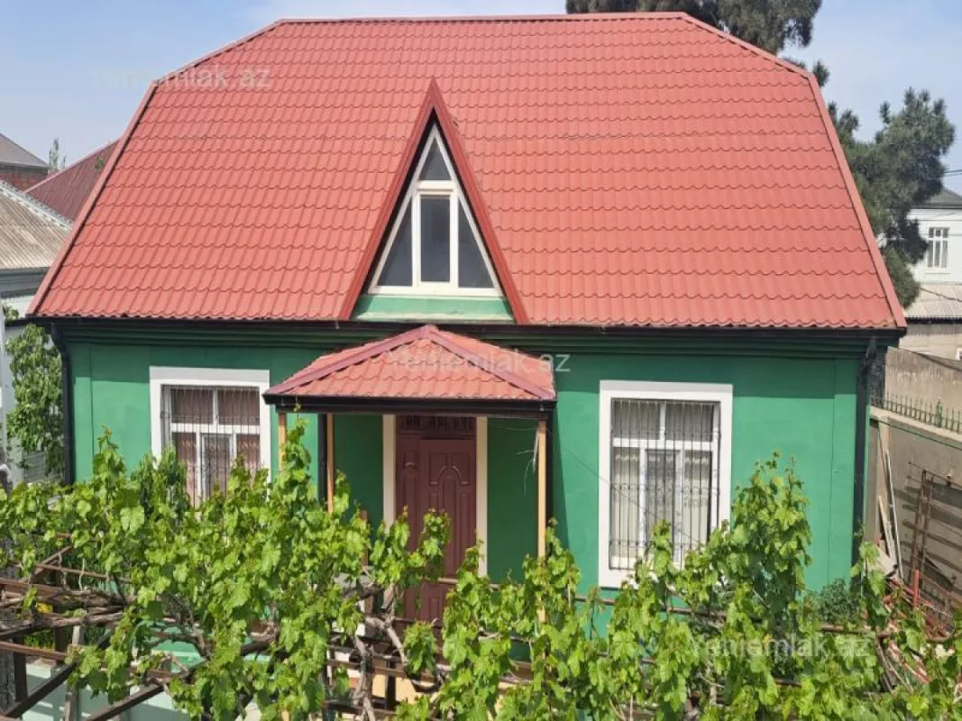 Satılır 4 otaqlı həyət evi 90 m²