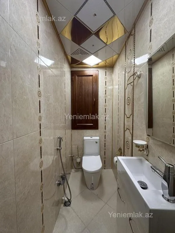 Satılır 3 otaqlı yeni tikili 120 m²