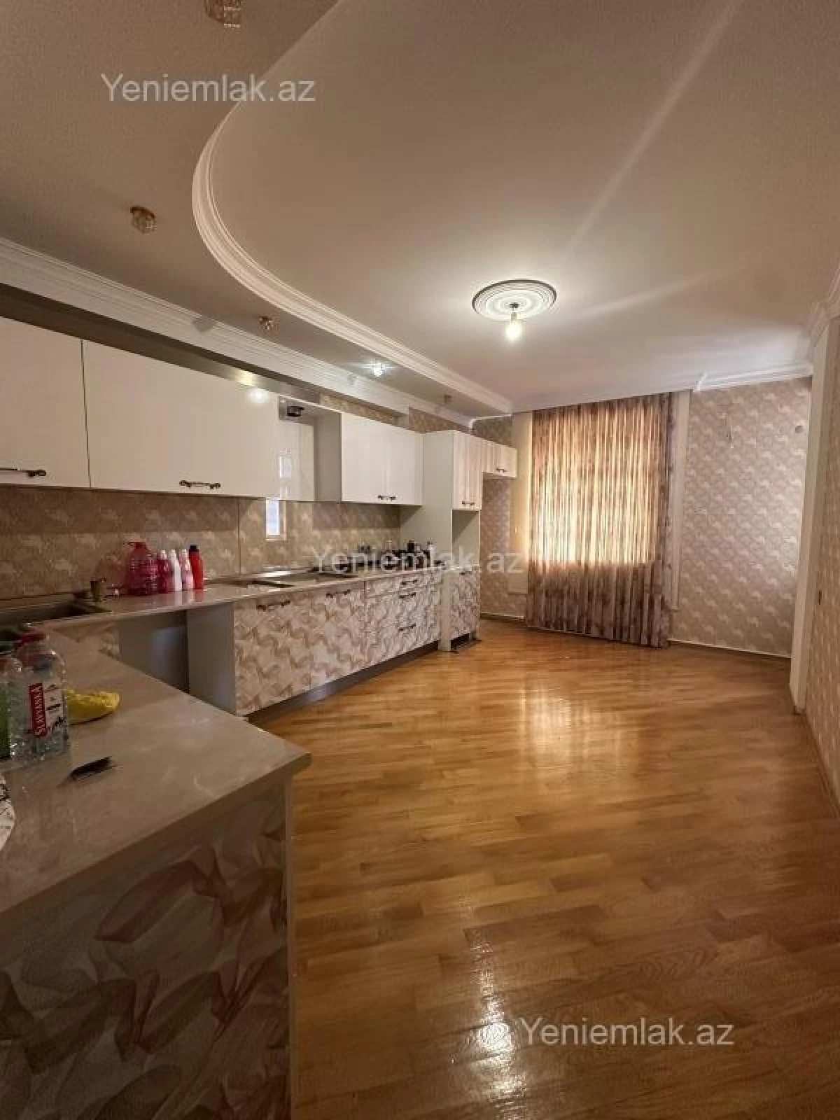 Satılır 3 otaqlı yeni tikili 120 m²