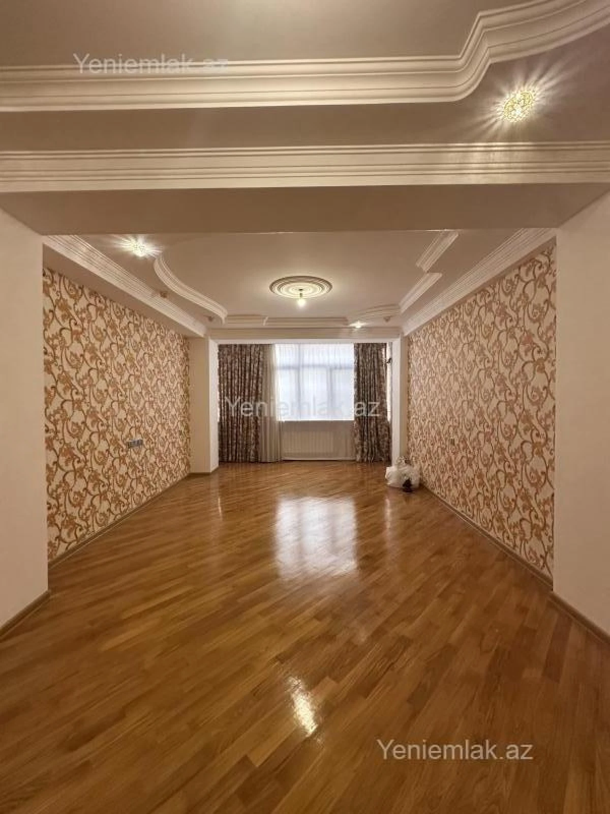 Satılır 3 otaqlı yeni tikili 120 m²