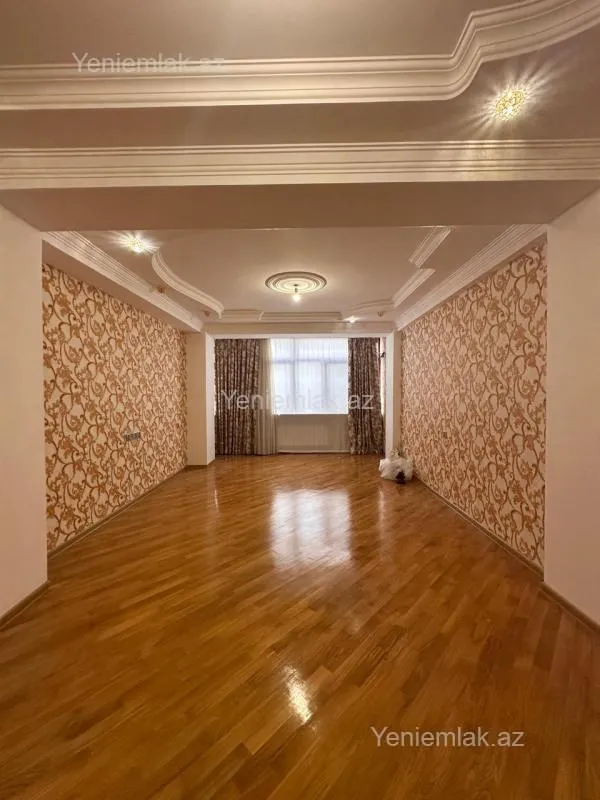 Satılır 3 otaqlı yeni tikili 120 m²